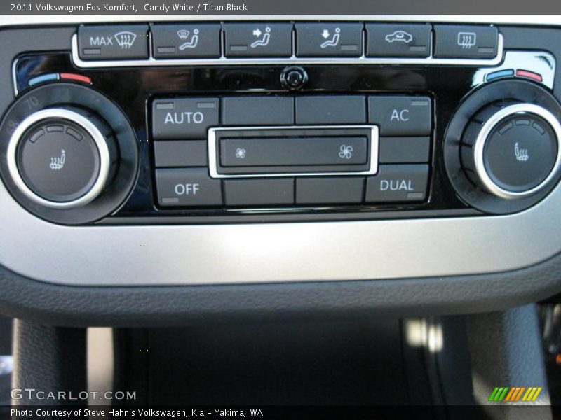 Candy White / Titan Black 2011 Volkswagen Eos Komfort