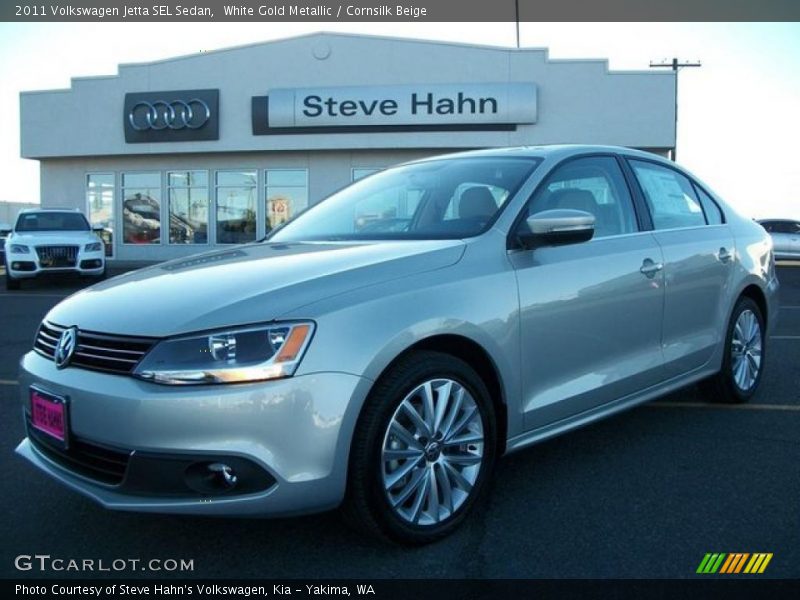 White Gold Metallic / Cornsilk Beige 2011 Volkswagen Jetta SEL Sedan