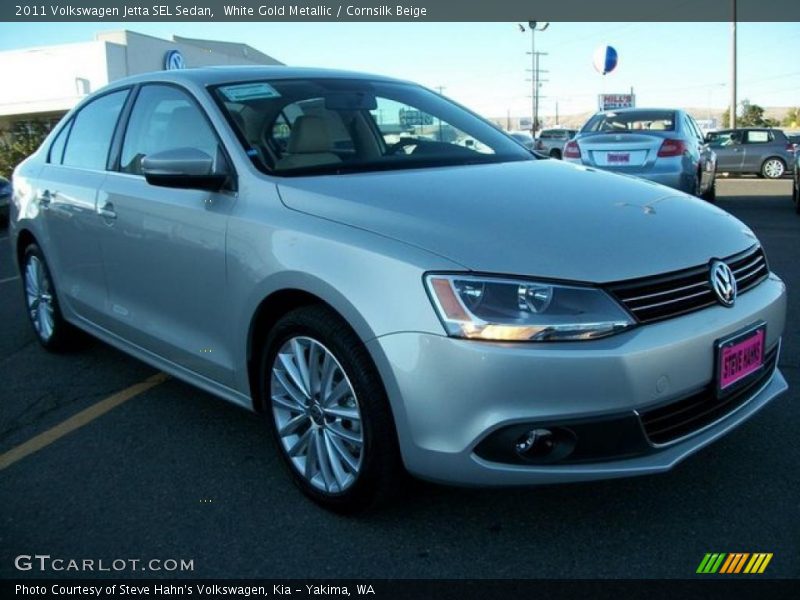 White Gold Metallic / Cornsilk Beige 2011 Volkswagen Jetta SEL Sedan