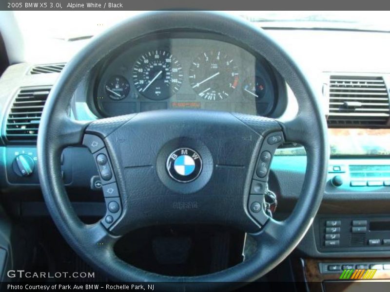 Alpine White / Black 2005 BMW X5 3.0i