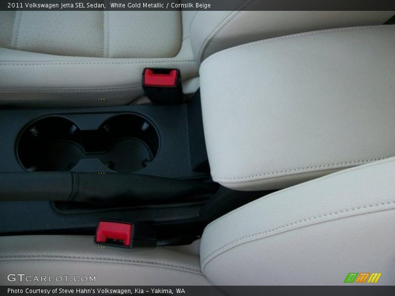 White Gold Metallic / Cornsilk Beige 2011 Volkswagen Jetta SEL Sedan