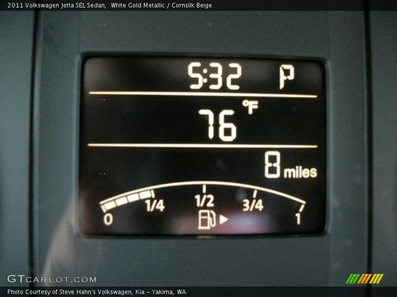 White Gold Metallic / Cornsilk Beige 2011 Volkswagen Jetta SEL Sedan