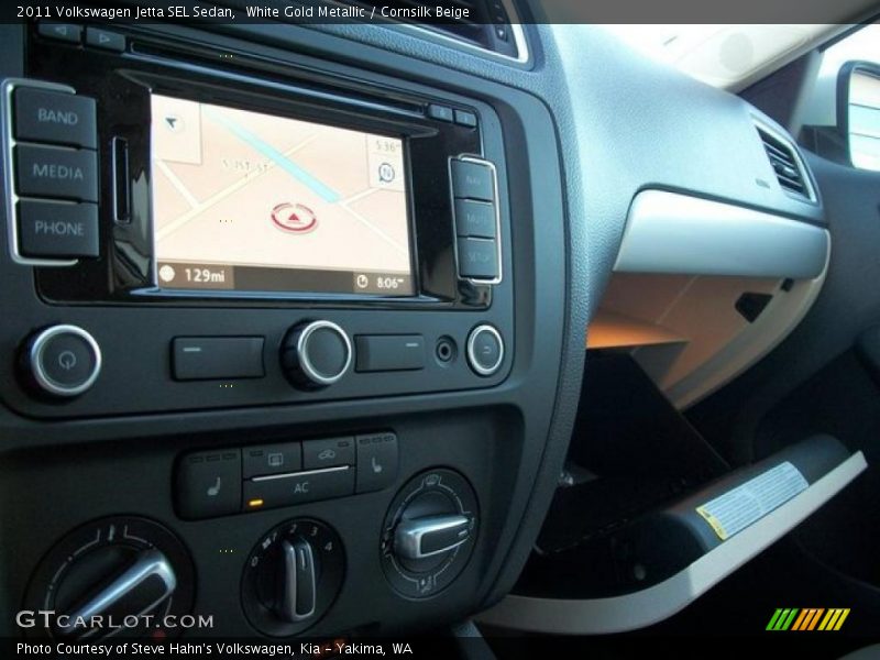 White Gold Metallic / Cornsilk Beige 2011 Volkswagen Jetta SEL Sedan