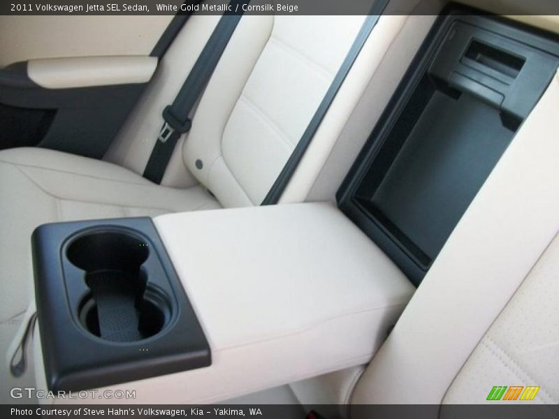 White Gold Metallic / Cornsilk Beige 2011 Volkswagen Jetta SEL Sedan