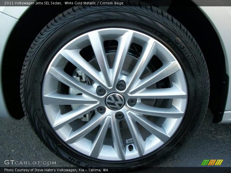 White Gold Metallic / Cornsilk Beige 2011 Volkswagen Jetta SEL Sedan