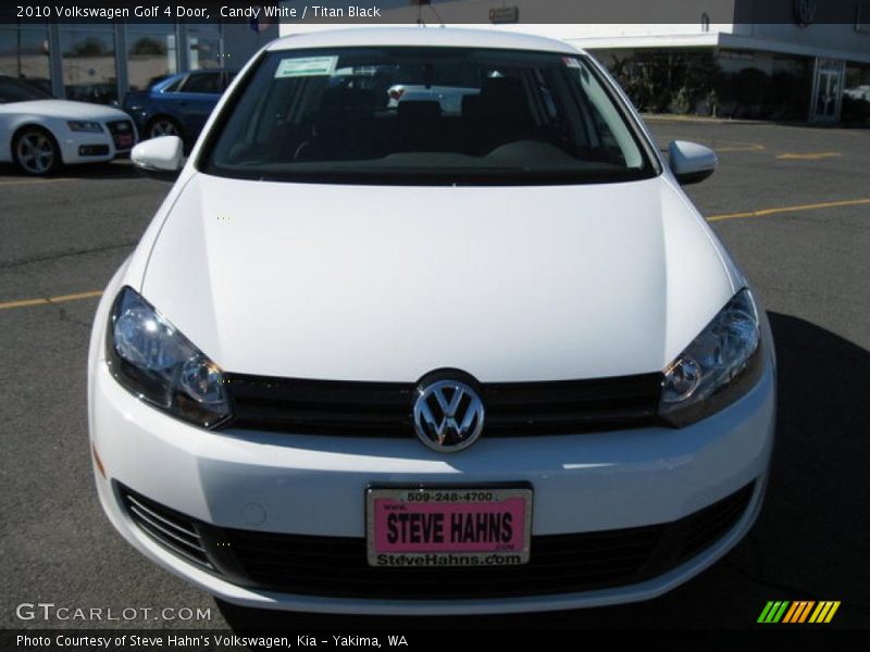 Candy White / Titan Black 2010 Volkswagen Golf 4 Door