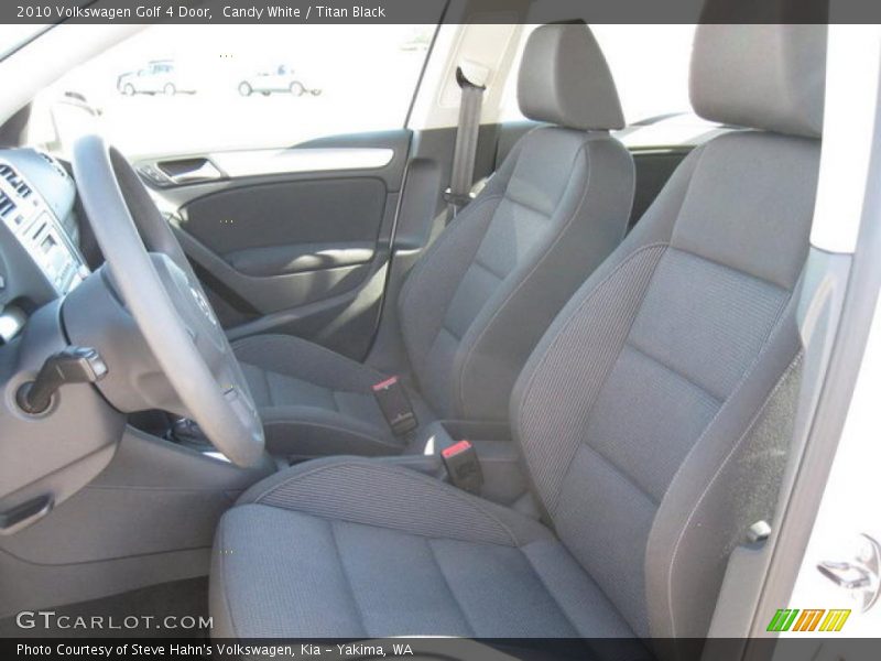 Candy White / Titan Black 2010 Volkswagen Golf 4 Door