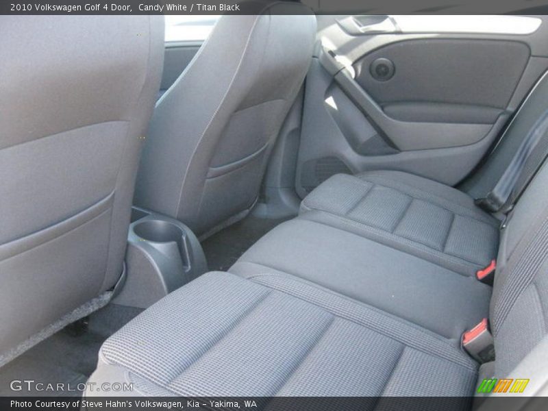 Candy White / Titan Black 2010 Volkswagen Golf 4 Door