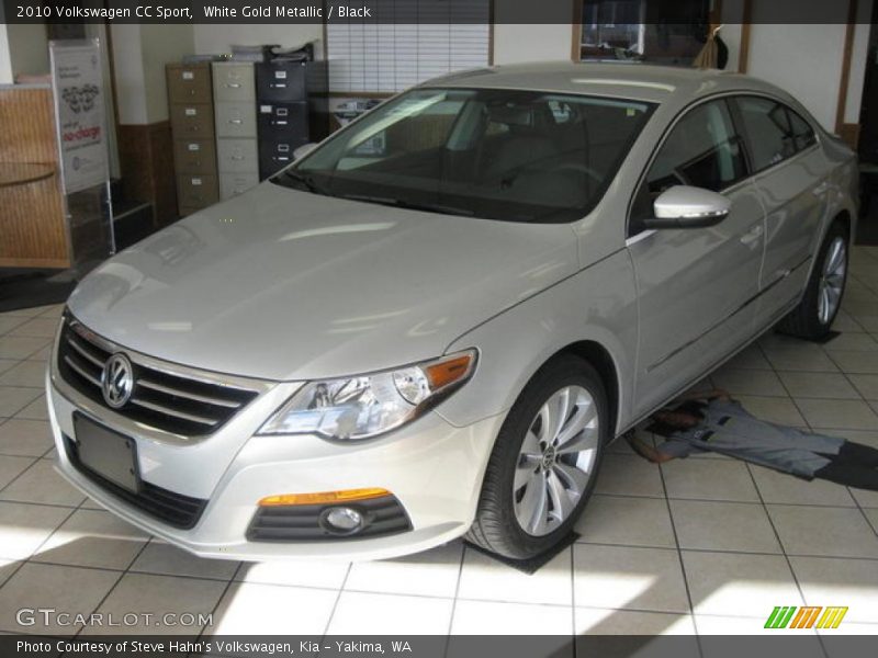 White Gold Metallic / Black 2010 Volkswagen CC Sport