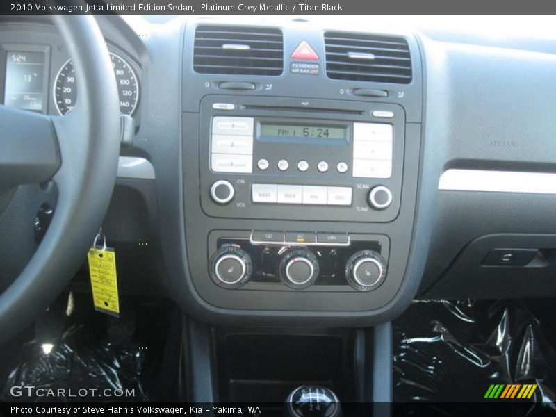 Platinum Grey Metallic / Titan Black 2010 Volkswagen Jetta Limited Edition Sedan