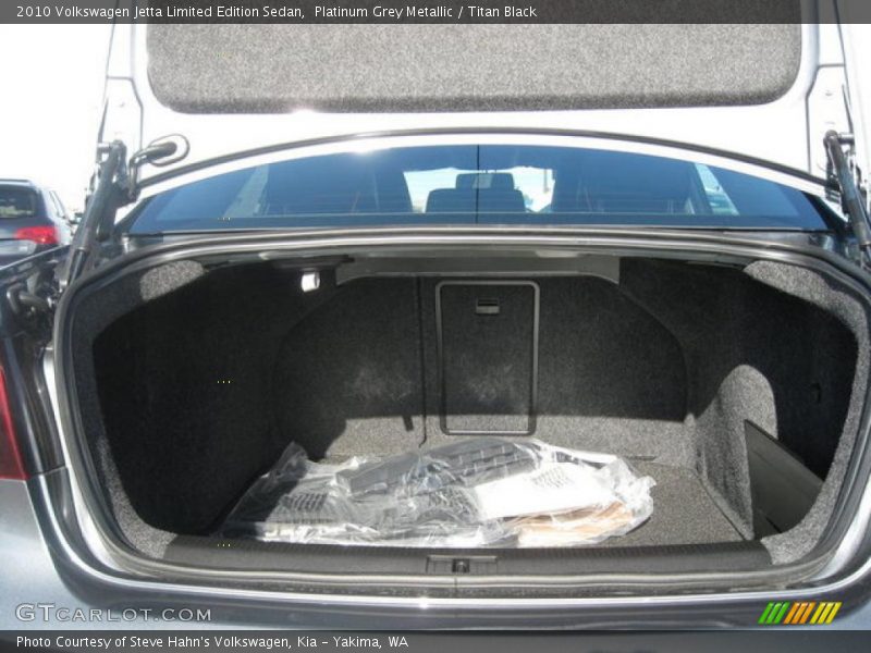 Platinum Grey Metallic / Titan Black 2010 Volkswagen Jetta Limited Edition Sedan