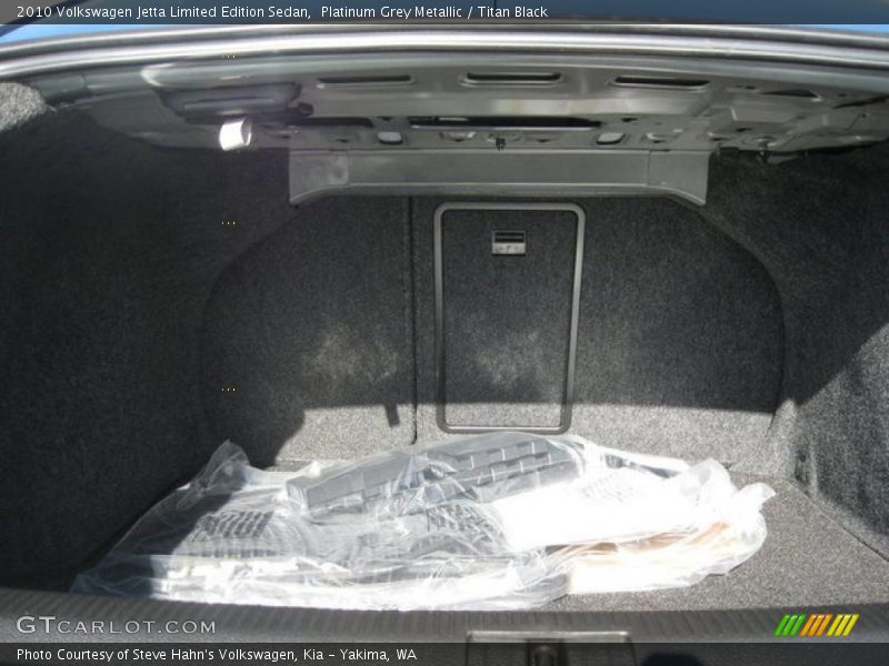 Platinum Grey Metallic / Titan Black 2010 Volkswagen Jetta Limited Edition Sedan