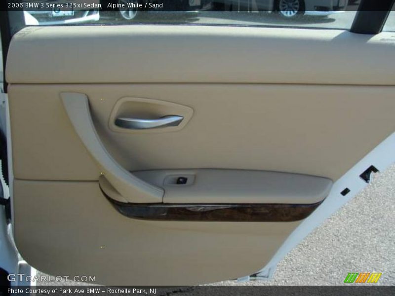Alpine White / Sand 2006 BMW 3 Series 325xi Sedan