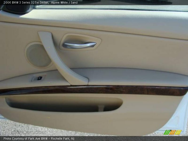 Alpine White / Sand 2006 BMW 3 Series 325xi Sedan
