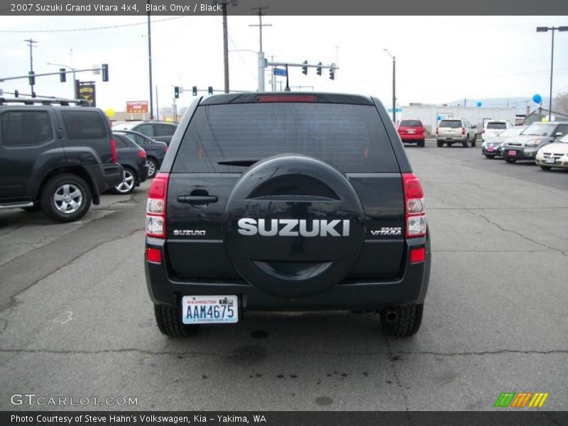 Black Onyx / Black 2007 Suzuki Grand Vitara 4x4