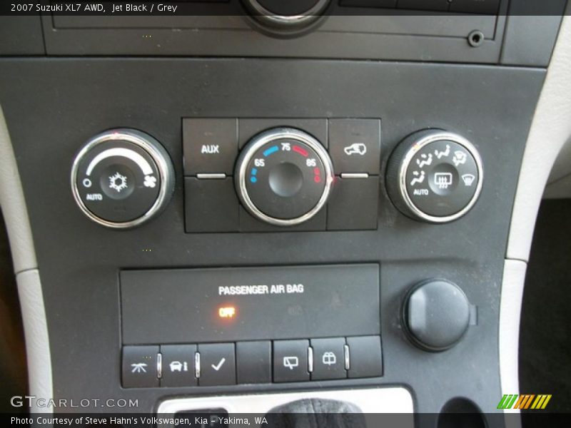 Jet Black / Grey 2007 Suzuki XL7 AWD