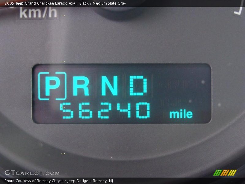 Black / Medium Slate Gray 2005 Jeep Grand Cherokee Laredo 4x4
