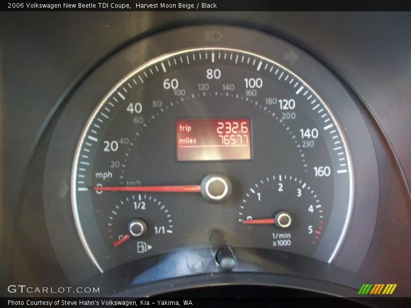 Harvest Moon Beige / Black 2006 Volkswagen New Beetle TDI Coupe