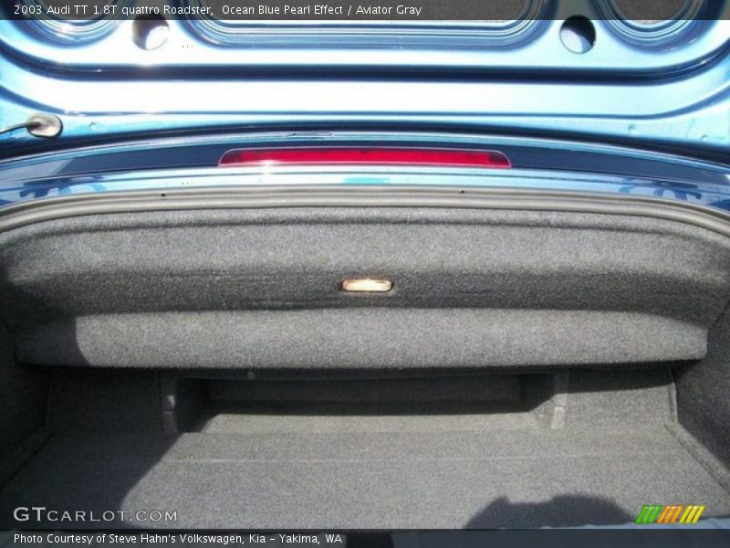  2003 TT 1.8T quattro Roadster Trunk