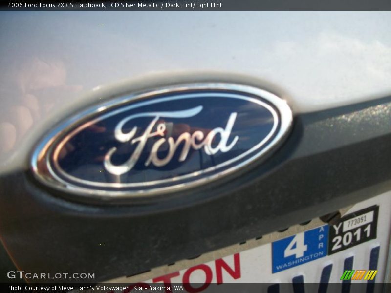 CD Silver Metallic / Dark Flint/Light Flint 2006 Ford Focus ZX3 S Hatchback