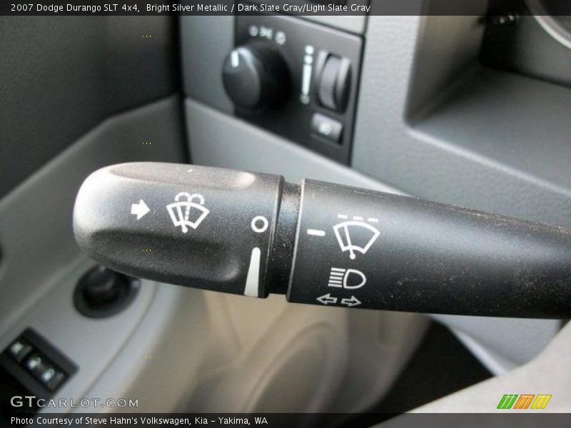 Bright Silver Metallic / Dark Slate Gray/Light Slate Gray 2007 Dodge Durango SLT 4x4