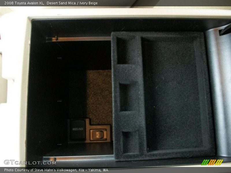 Desert Sand Mica / Ivory Beige 2008 Toyota Avalon XL
