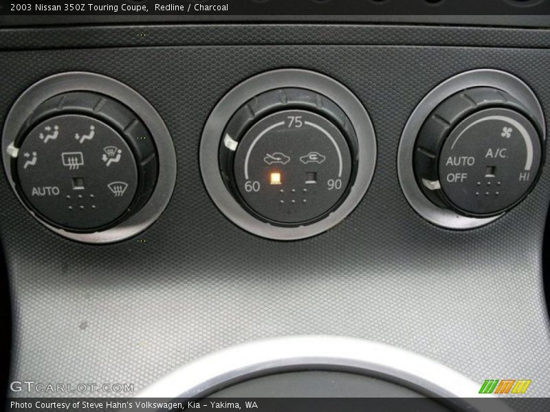 Controls of 2003 350Z Touring Coupe