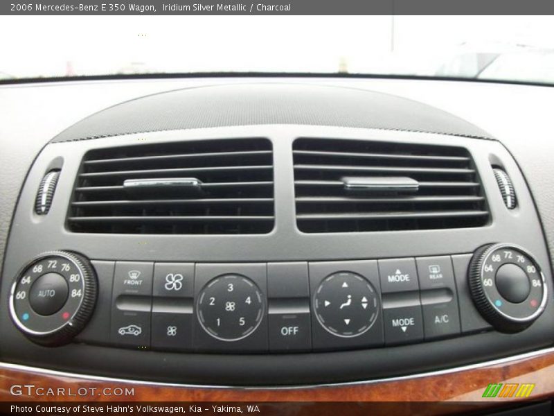 Controls of 2006 E 350 Wagon