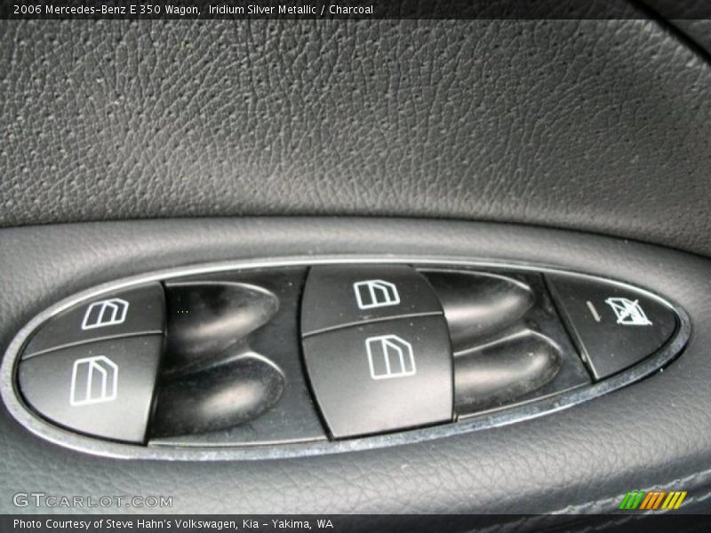 Controls of 2006 E 350 Wagon