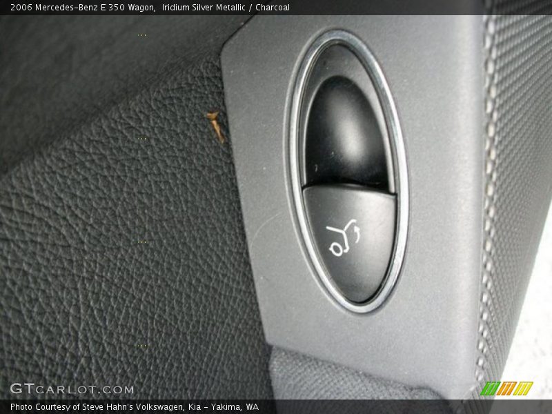 Controls of 2006 E 350 Wagon