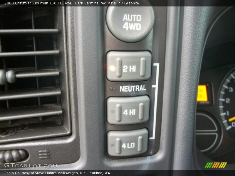 Controls of 2000 Suburban 1500 LS 4x4