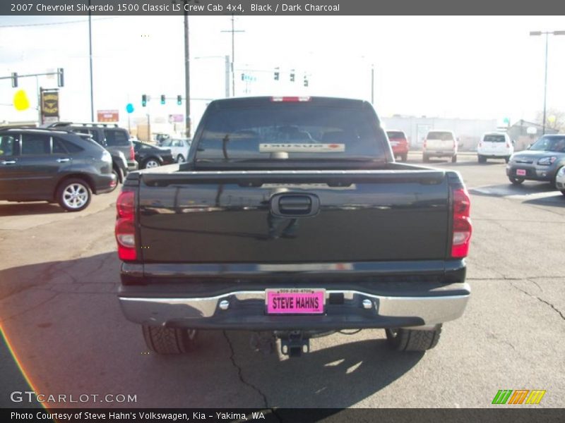 Black / Dark Charcoal 2007 Chevrolet Silverado 1500 Classic LS Crew Cab 4x4