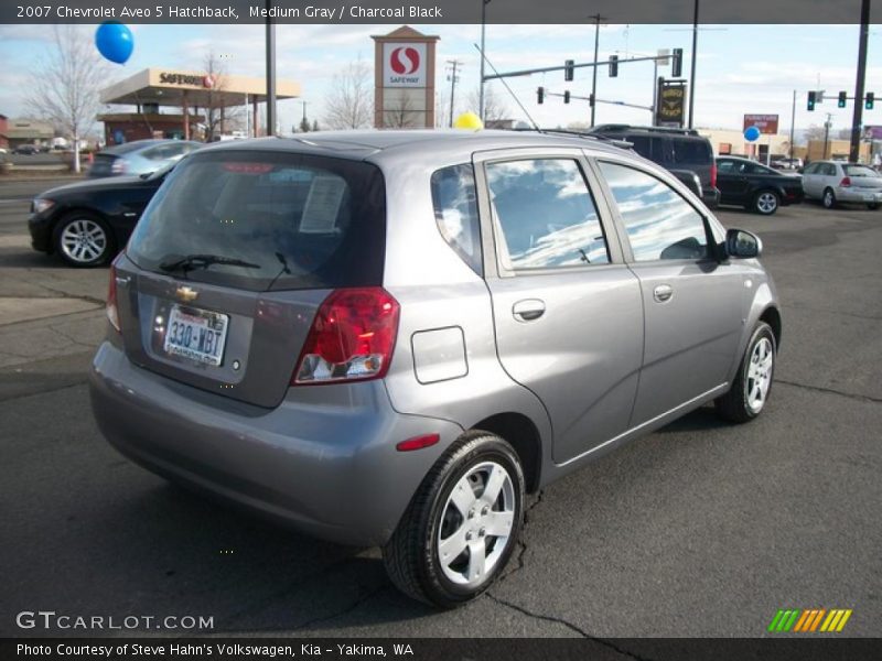 Medium Gray / Charcoal Black 2007 Chevrolet Aveo 5 Hatchback