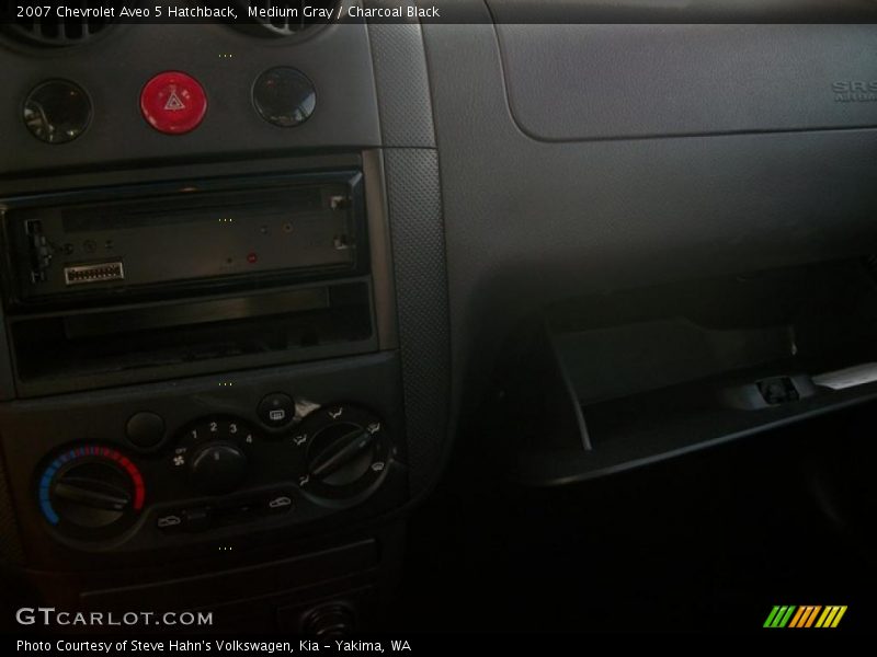 Medium Gray / Charcoal Black 2007 Chevrolet Aveo 5 Hatchback