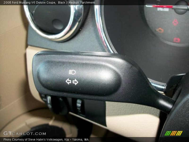 Black / Medium Parchment 2008 Ford Mustang V6 Deluxe Coupe