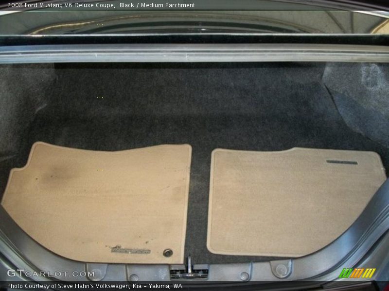 Black / Medium Parchment 2008 Ford Mustang V6 Deluxe Coupe