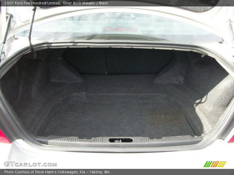  2007 Five Hundred Limited Trunk