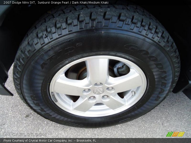 Sunburst Orange Pearl / Dark Khaki/Medium Khaki 2007 Dodge Nitro SXT