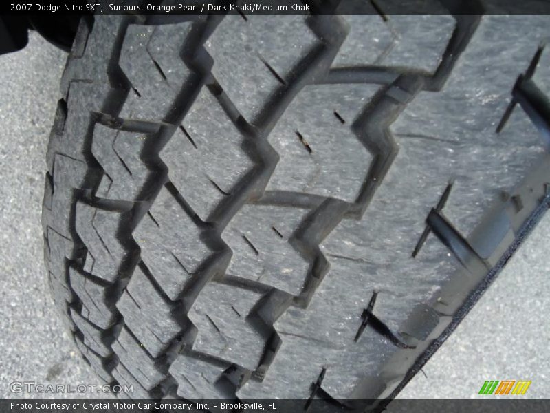 Sunburst Orange Pearl / Dark Khaki/Medium Khaki 2007 Dodge Nitro SXT