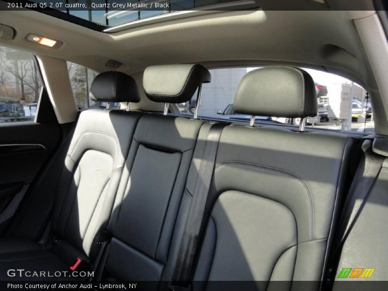 Quartz Grey Metallic / Black 2011 Audi Q5 2.0T quattro