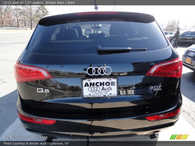 Brilliant Black / Black 2011 Audi Q5 2.0T quattro