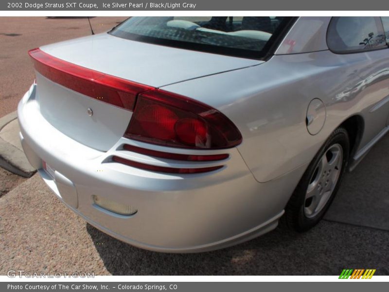 Ice Silver Pearl / Black/Light Gray 2002 Dodge Stratus SXT Coupe