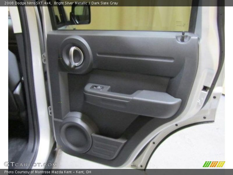 Bright Silver Metallic / Dark Slate Gray 2008 Dodge Nitro SXT 4x4