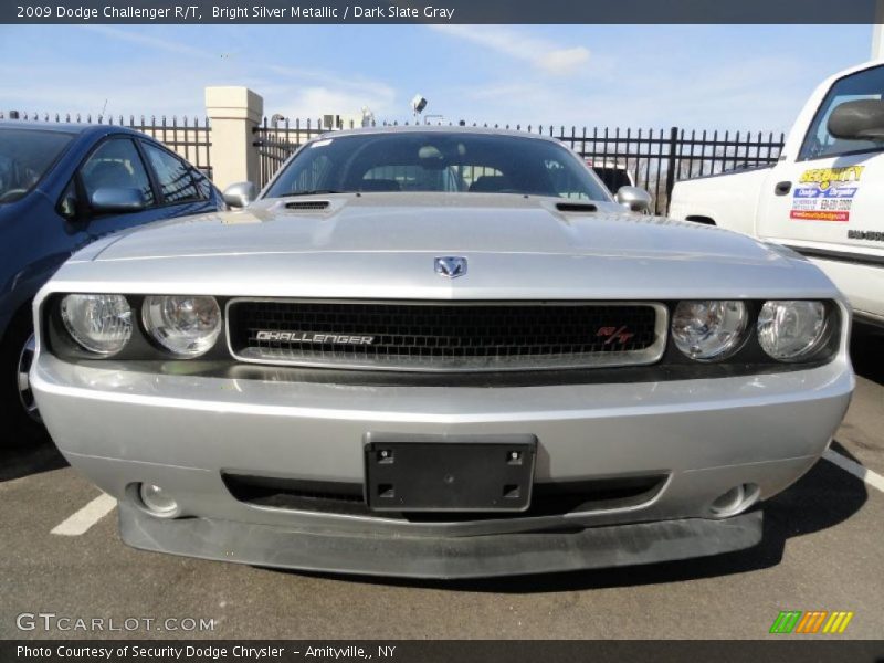 Bright Silver Metallic / Dark Slate Gray 2009 Dodge Challenger R/T