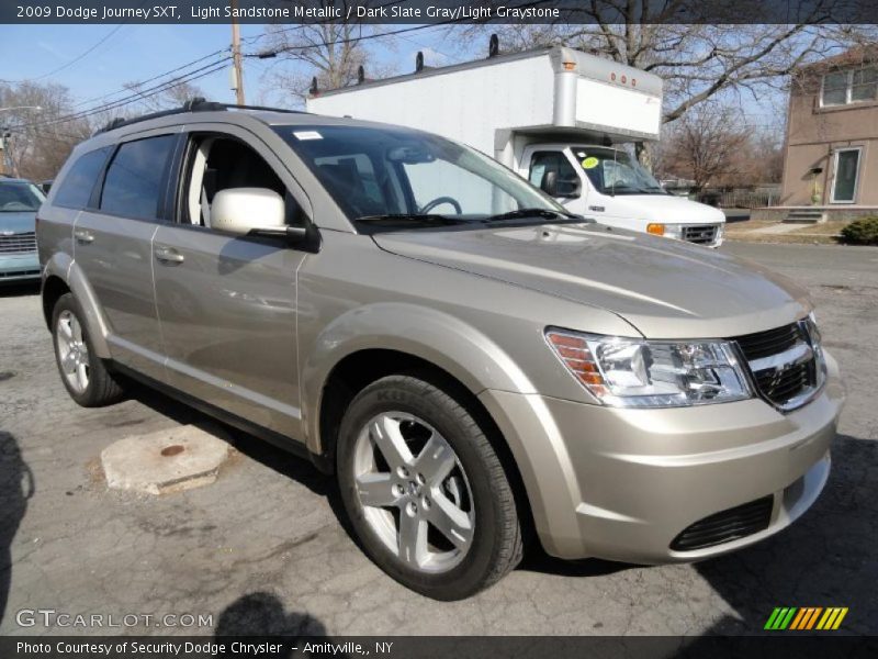 Light Sandstone Metallic / Dark Slate Gray/Light Graystone 2009 Dodge Journey SXT