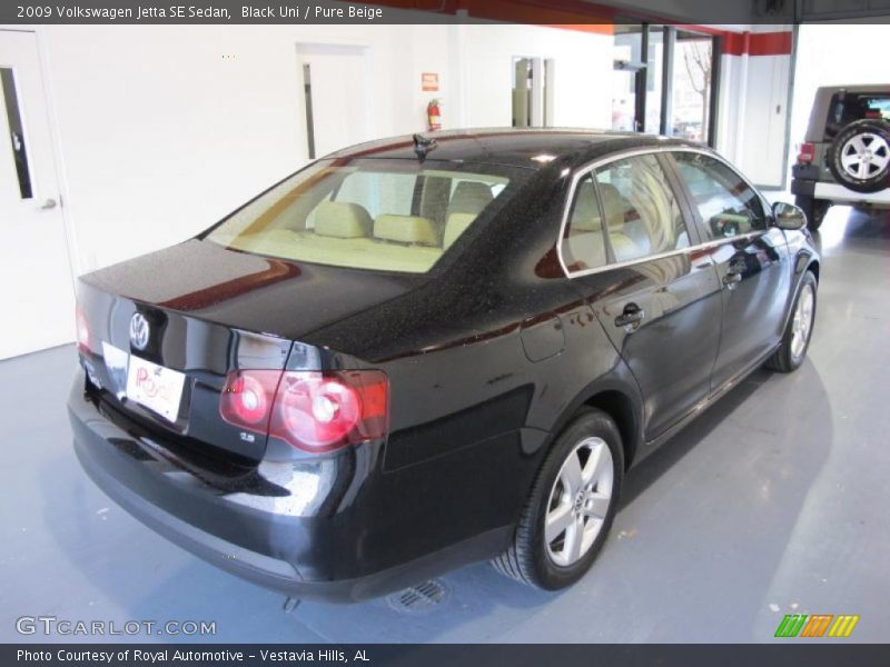 Black Uni / Pure Beige 2009 Volkswagen Jetta SE Sedan