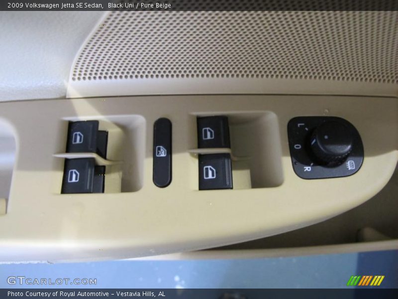 Black Uni / Pure Beige 2009 Volkswagen Jetta SE Sedan