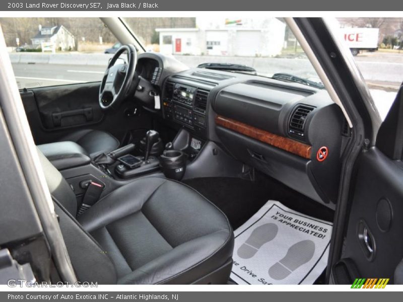 Java Black / Black 2003 Land Rover Discovery SE7