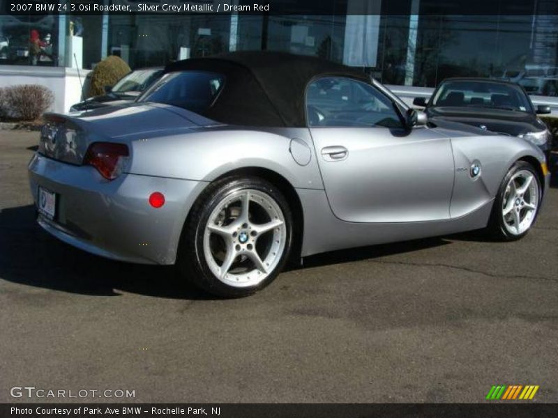 Silver Grey Metallic / Dream Red 2007 BMW Z4 3.0si Roadster