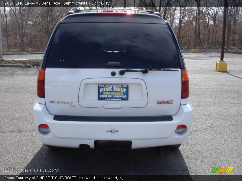 Summit White / Light Gray 2006 GMC Envoy XL Denali 4x4